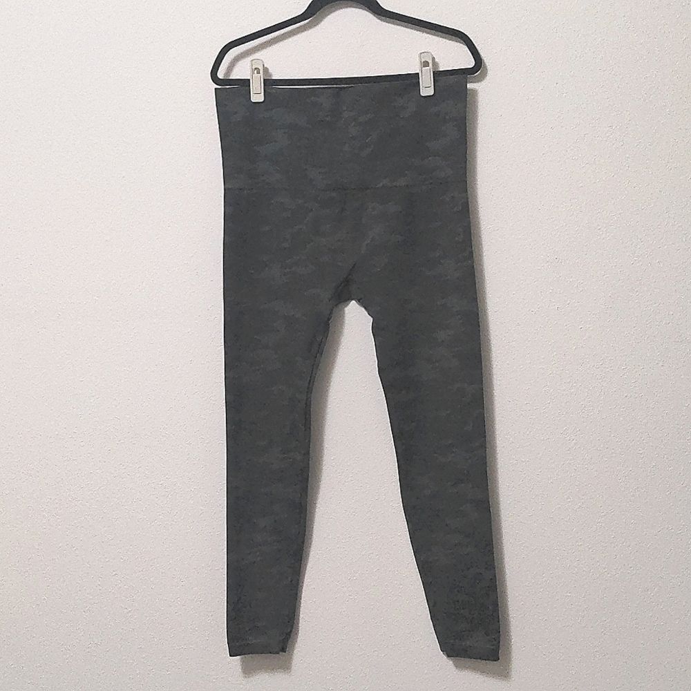 Spanx Seamless Camo Leggings